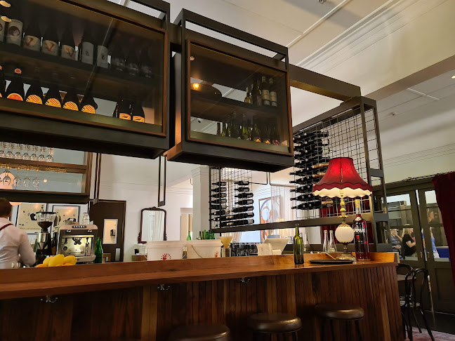 Comentarii opinii despre Parlour Wine Room