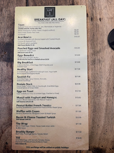 1/40-42 Hanlan St, Surfers Paradise QLD 4217