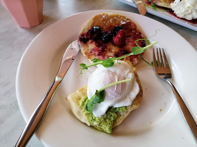 Henrys Cafe Brasserie - Bunbury