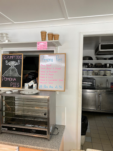 25A Factory St, Pomona QLD 4568