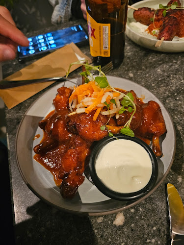 3 Oracle Bvd, Broadbeach QLD 4218