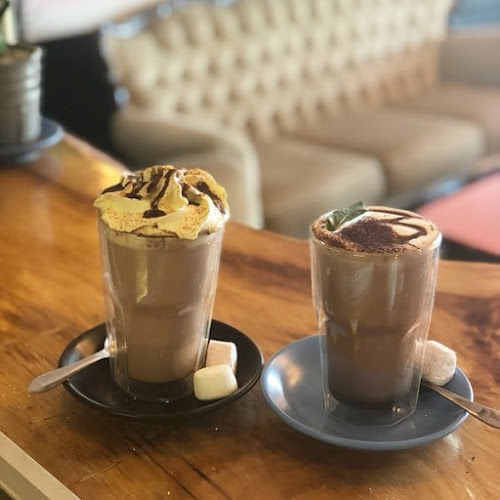 Opinii despre Boy Espresso Bar în Gladstone Central - Hospitality and gastronomy