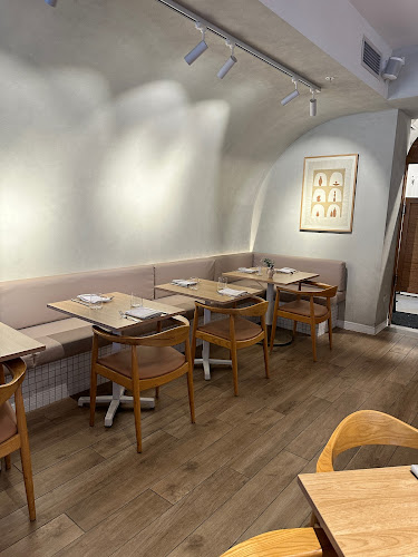 12 Charles, The Oracle, 1N-02/3 Oracle Bvd, Broadbeach QLD 4218