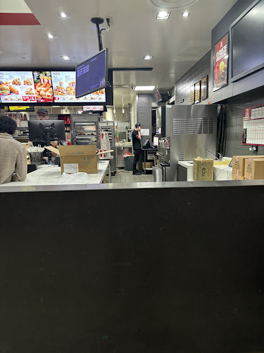 Opinii despre KFC Sebastopol în Sebastopol - Hospitality and gastronomy