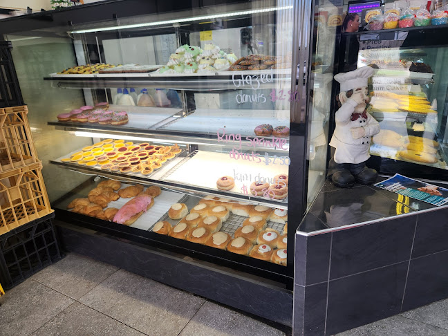 DEBRUIN'S BAKERY - Melbourne