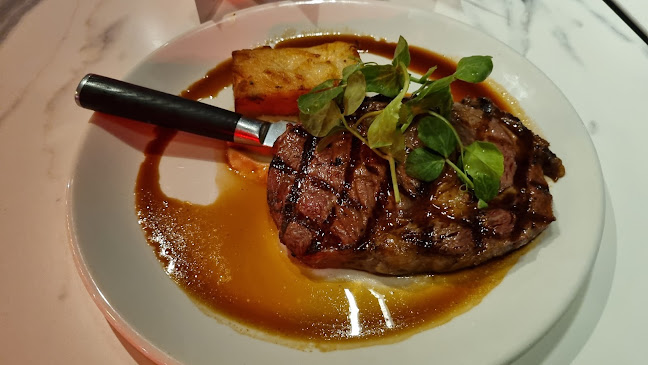 Comentarii opinii despre Left Bank Melbourne Restaurant & Cocktail Bar