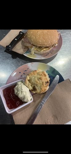 Comentarii opinii despre Cafe Four