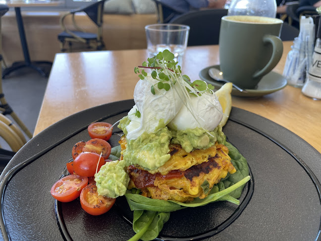 Avenue Cafe Mackay - Hospitality and gastronomy