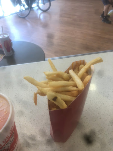 Comentarii opinii despre McDonald's Brunswick Street Mall