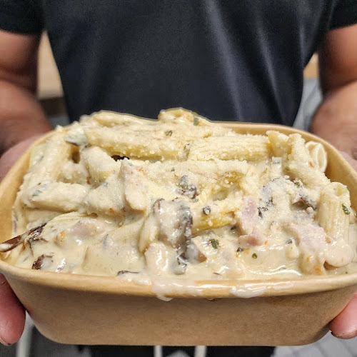 Dough Boyz Pizza Pasta - Zuccoli