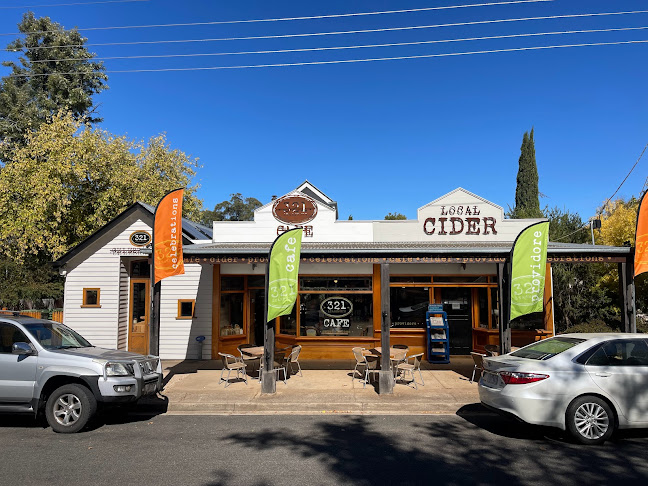 Comentarii opinii despre 321 Cafe Learmonth