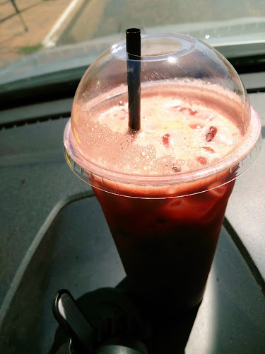 Crave Food & Juice Bar - Hospitality and gastronomy