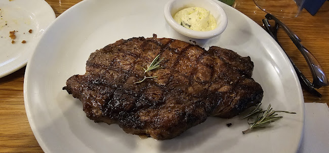 Opinii despre Rustlers Steakhouse & Grill în Albany - Hospitality and gastronomy