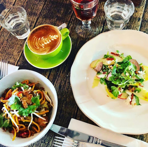 Comentarii opinii despre Salmon & Co Eatery