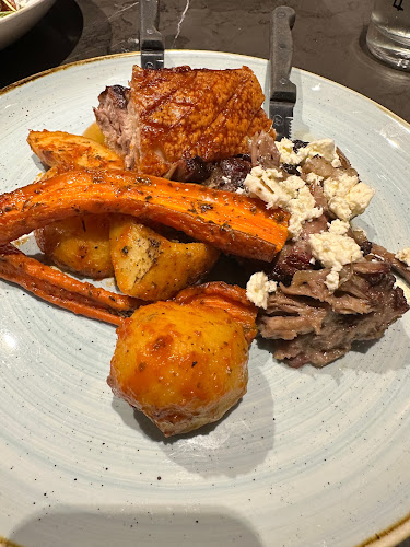 Comentarii opinii despre Capanno Trattoria Bar and Grill