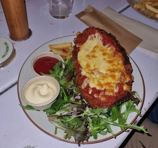 Courthouse Hotel - Newtown