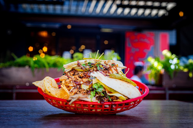 The Red Lion Ballarat - Golden Point