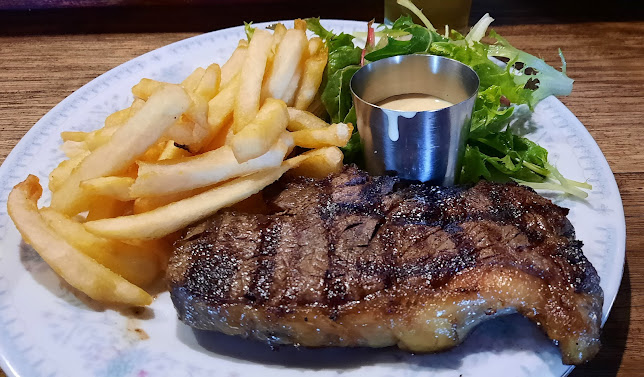 Marquis of Lorne - Hospitality and gastronomy