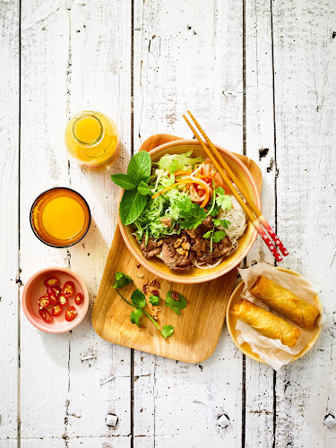 Roll'd Valley Metro - Hospitality and gastronomy