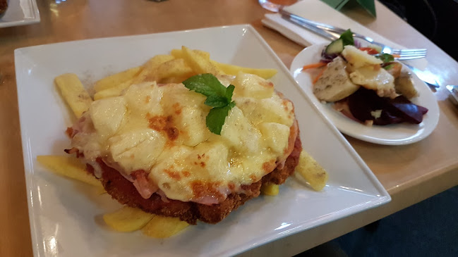 Victoria Hotel Warrnambool - Warrnambool