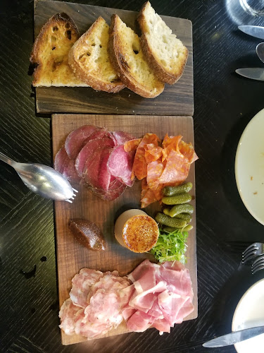 BLACK Bar & Grill - Hospitality and gastronomy