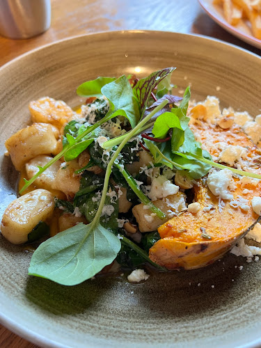 Mermaid Beach Tavern - Hospitality and gastronomy