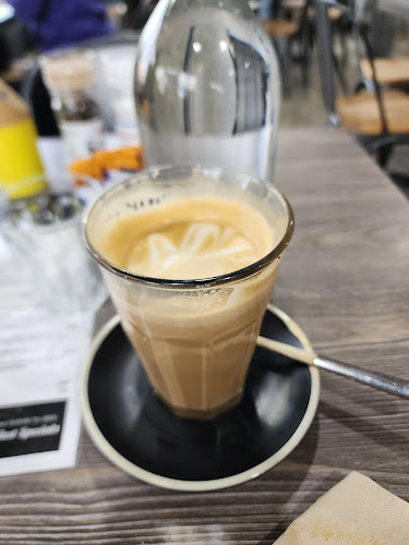 Blind Freddy's Cafe - Hospitality and gastronomy