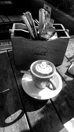 2 Keilor Rd, Essendon VIC 3040