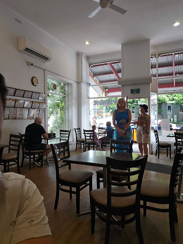 130-132 Mollison St, Kyneton VIC 3444