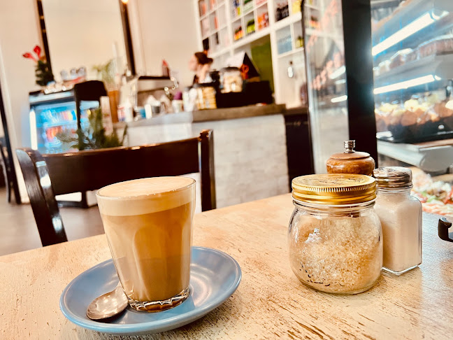 Bath Lane Cafe - Hospitality and gastronomy