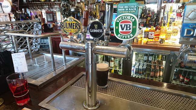 Friend in Hand Hotel