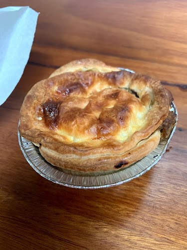 Nerson's PiePlace & Takeaway - Hospitality and gastronomy