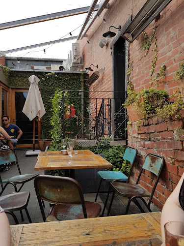 Comentarii opinii despre The Local Taphouse