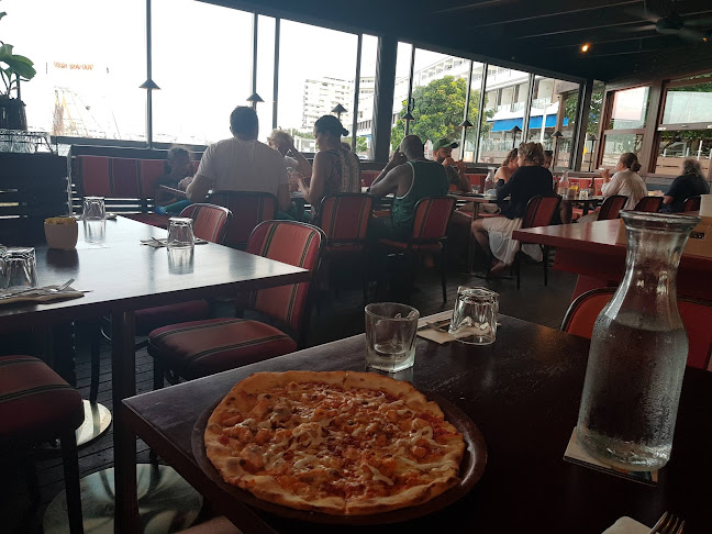 Salt House Pizzeria - Hospitality and gastronomy