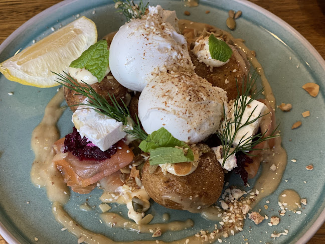 28 Bank St, Port Fairy VIC 3284