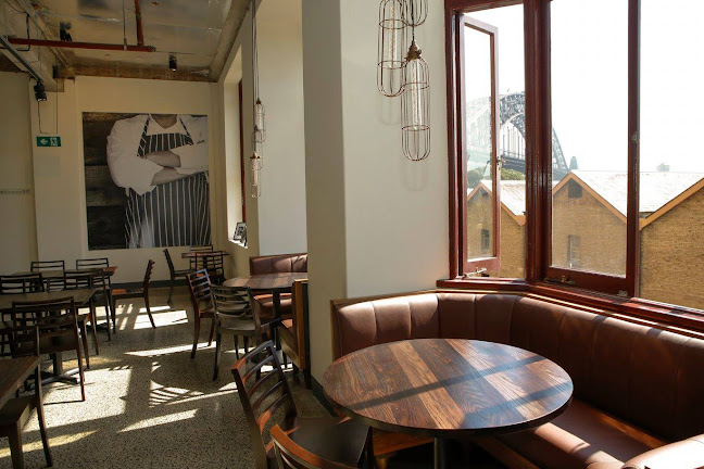 Ribs & Burgers The Rocks