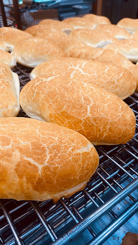 Comentarii opinii despre Ingle Farm Bakery