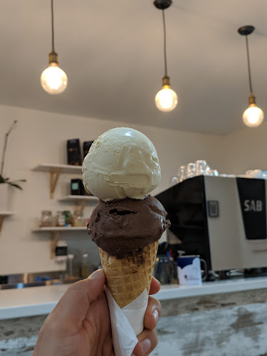 Comentarii opinii despre The Milk Barrel