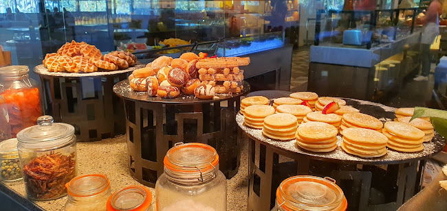 Bazaar Gold Coast - Surfers Paradise