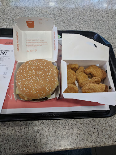 Comentarii opinii despre McDonald’s