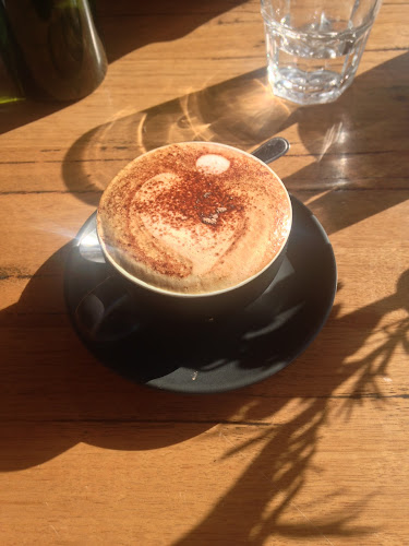 Bruce's Cafe - Hospitality and gastronomy