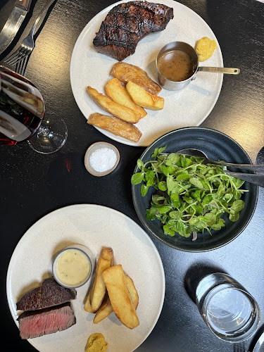 Notting Hill Hotel (The Nott) - Hospitality and gastronomy