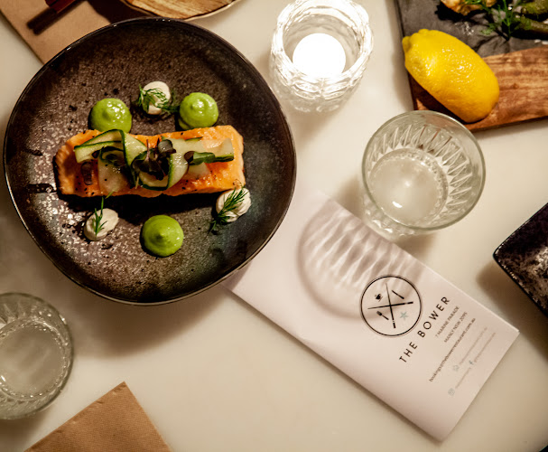 Comentarii opinii despre The Bower Manly