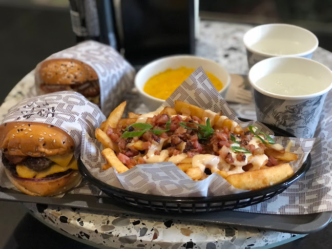 Comentarii opinii despre Mofo Burgers