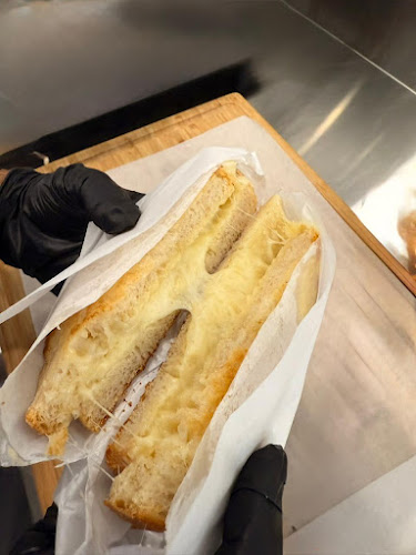 Comentarii opinii despre Deli & Dine