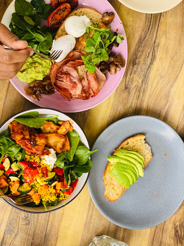 Comentarii opinii despre Raw Energy Noosaville