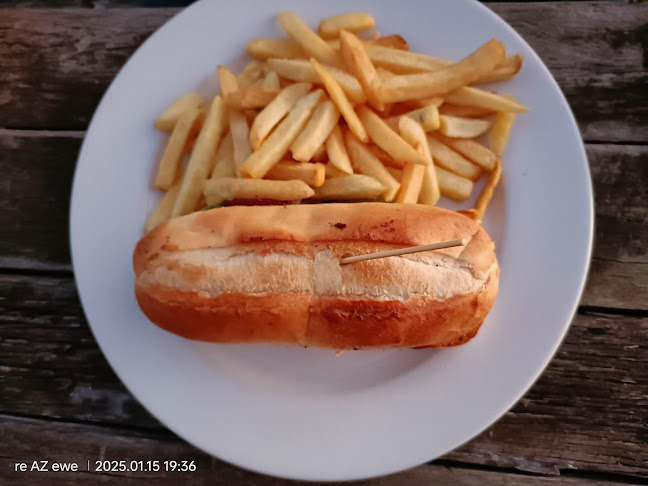 75 Main St, Cunderdin WA 6407