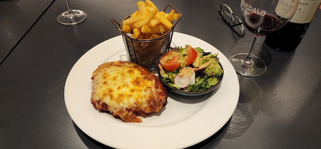 236-258 Torquay Rd, Grovedale VIC 3216