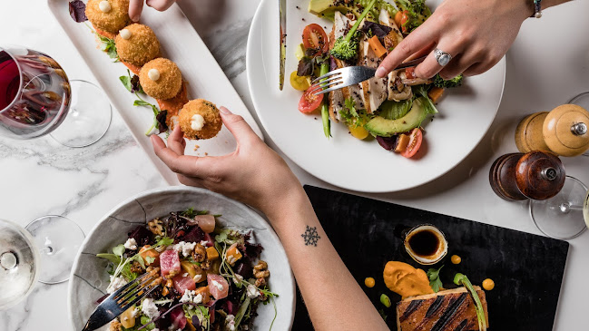 Left Bank Melbourne Restaurant & Cocktail Bar - Southbank