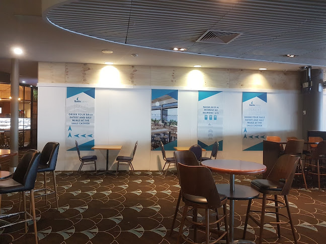 The Parade, Belmont NSW 2280